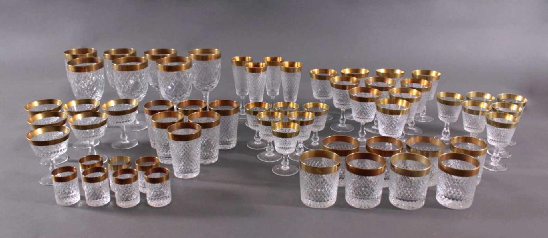 Goldrand Gläser, 70er JahreKritallgläser mit Gitterschliff, 4x Setktflöten, 6xChampagnerschalen,