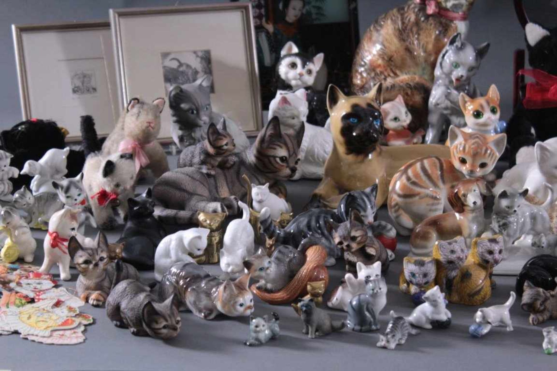 Große Sammlung Thema: KatzenWeit über 100 verschiedene Katzen / Katzenmotive. Bestehendaus - Bild 2 aus 5