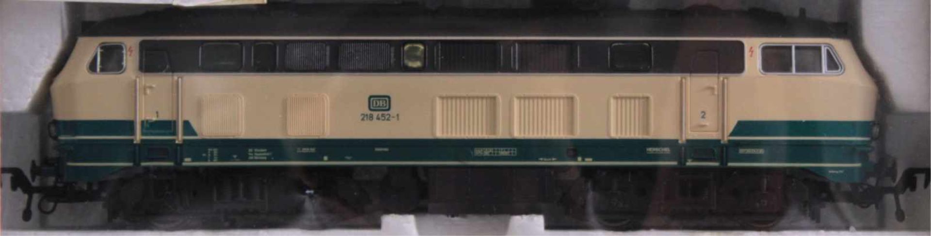 Fleischmann Diesel-Lok 4223 Spur H0 und 6 GüterwaggonsUnbespielt und in der Originalverpackung, - Image 2 of 2