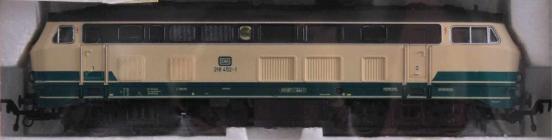 Fleischmann Diesel-Lok 4223 Spur H0 und 6 GüterwaggonsUnbespielt und in der Originalverpackung, - Bild 2 aus 2