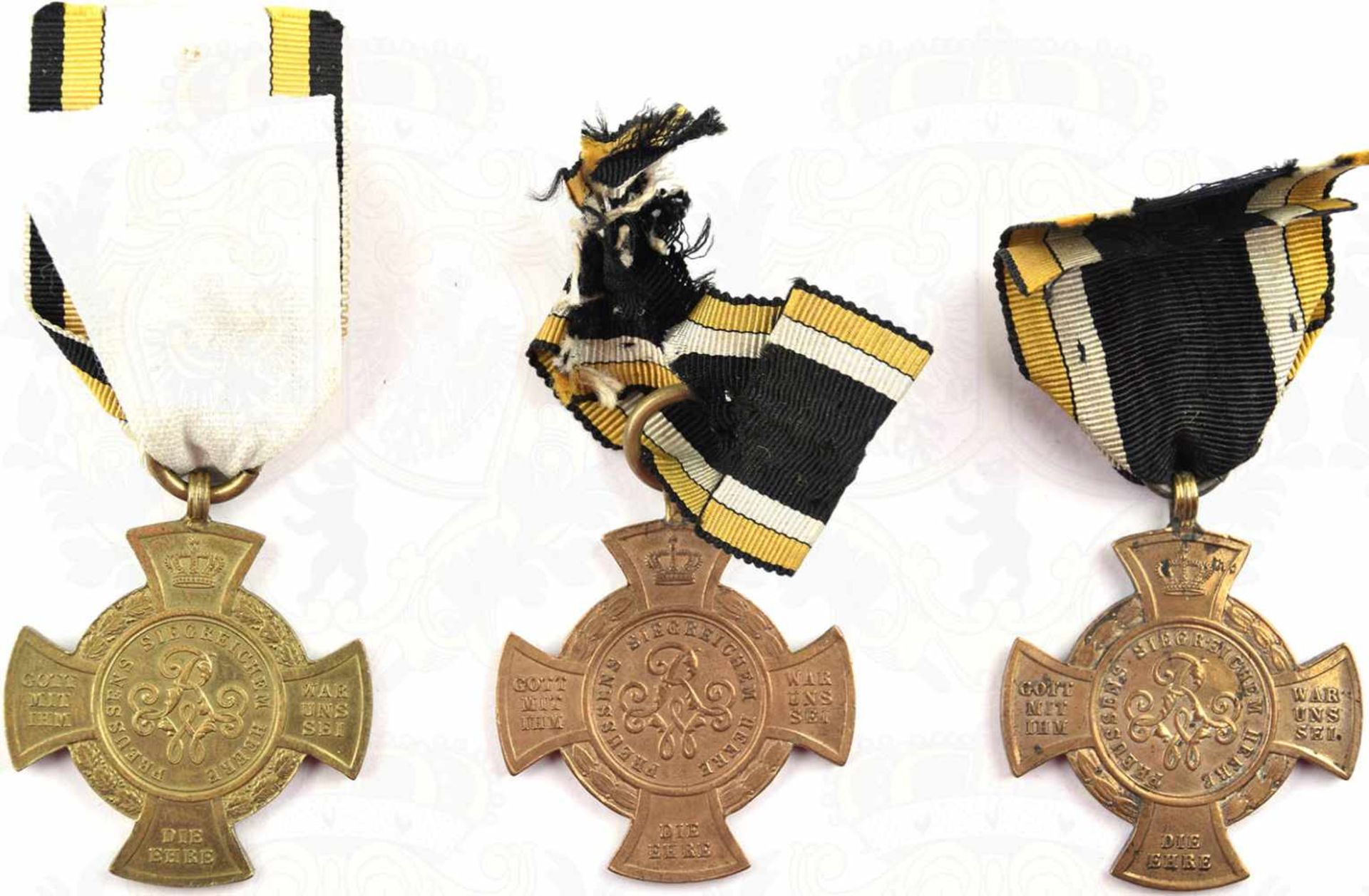3 ERINNERUNGSKREUZE 1866, Mainarmee; Treuen Kriegern; Pflichttreue im Kriege, alle Bronze, an - Image 2 of 2