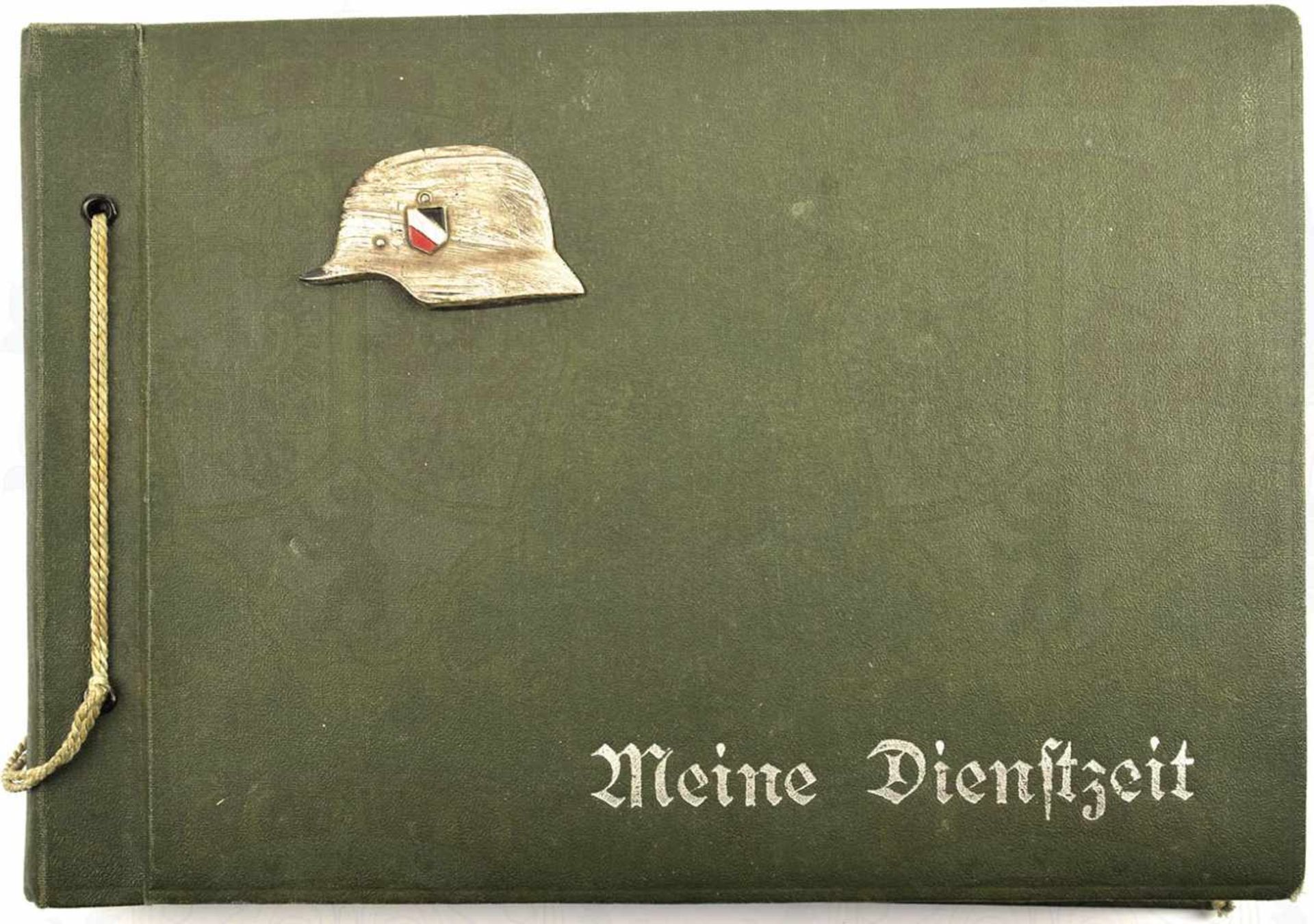 FOTOALBUM, mit ca. 260 Fotos, 1940-1942, Heer, Luftwaffe u. Kriegsmarine, dabei: etwas Frankreich-