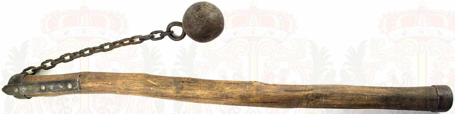 MORGENSTERN, eiserne Kugel ohne Dornen, Ø 7cm, an geschmiedeter Kette, L. 34 cm, Holzschaft m.