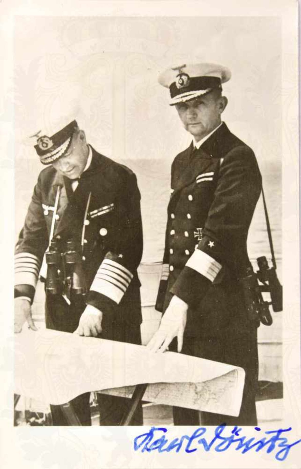 DÖNITZ, KARL, (1891-1980), Großadmiral, Befehlshaber der U-Boote u. letztes Staatsoberhaupt des