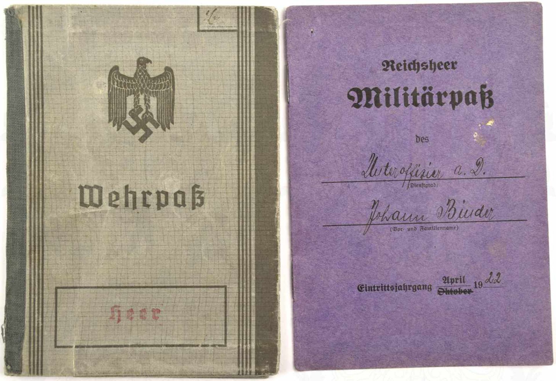 WEHRPASS UND REICHSHEER-MILITÄRPASS, eines Unteroffiziers, 1922-1934 b. Reiter-Rgt. 17 Straubing,