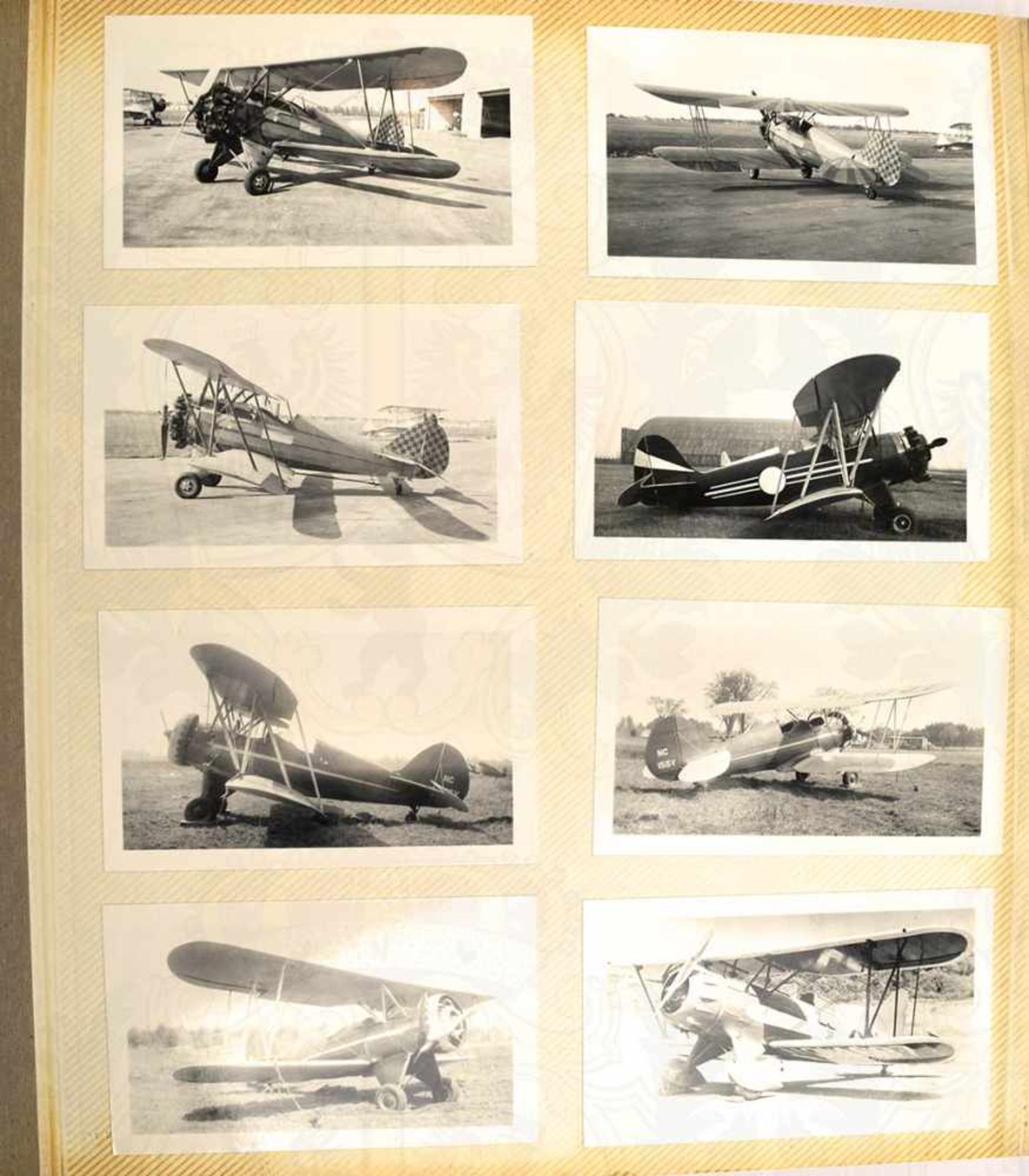 2 FOTOALBEN, mit 320 Fotos v. Aufklärungs-, Trainings-, Sport- und Charterflugzeugen etc., meist - Bild 4 aus 5
