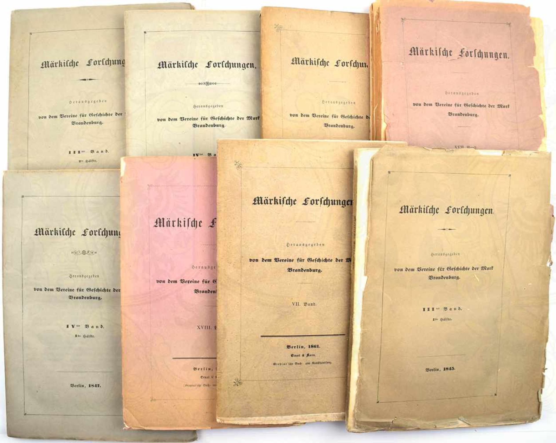 43 ZEITSCHRIFTEN, 10x Märkische Forschungen, Berlin 1845-1884; 33x Der Naturarzt, Berlin 1902-