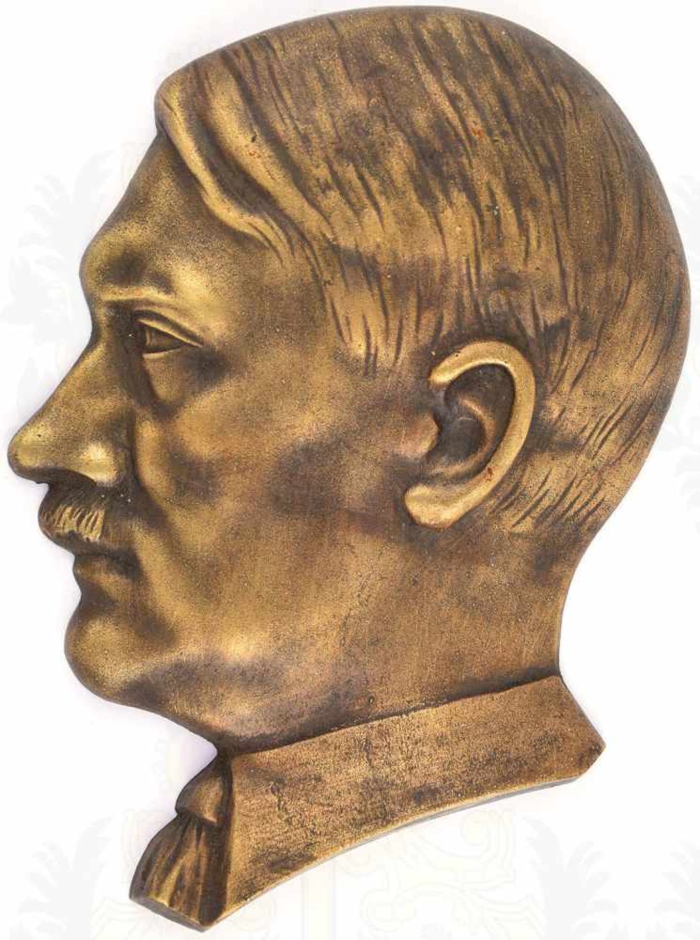 PORTRAITRELIEF ADOLF HITLER, heller Bronzeguß, halbhohl, um 1936, 17x14 cm, leicht gedunkelt
