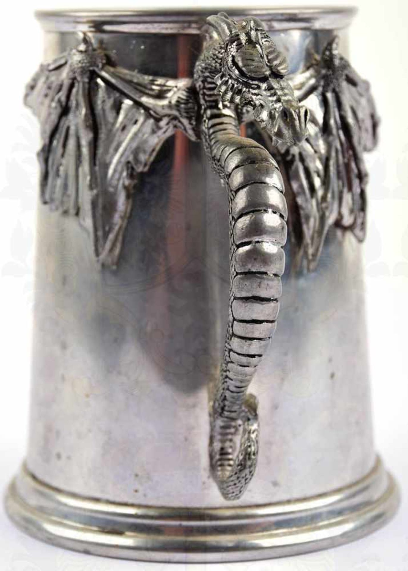 BIERHUMPEN, ca. 0,5 L., Leichtmetall, mit Drachengriff, vollplastische Ausführung u. detailgetreue - Bild 2 aus 3