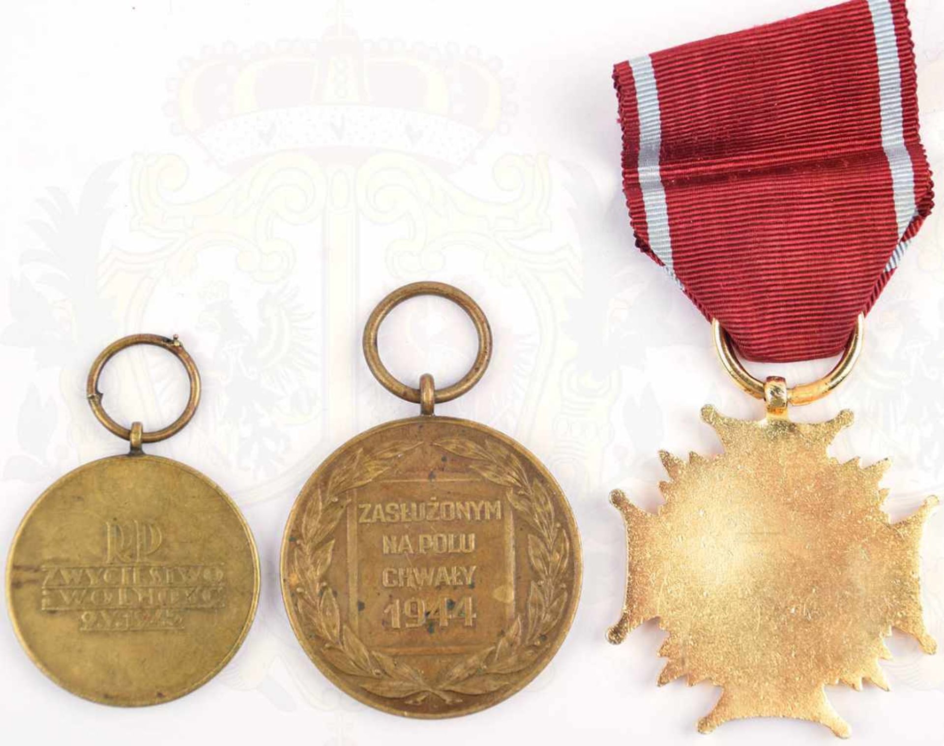 3 AUSZEICHNUNGEN: Goldenes Verdienstkreuz der VR Polen, Ausführung 1960-1992, Buntmetall/vergld., am - Bild 2 aus 2