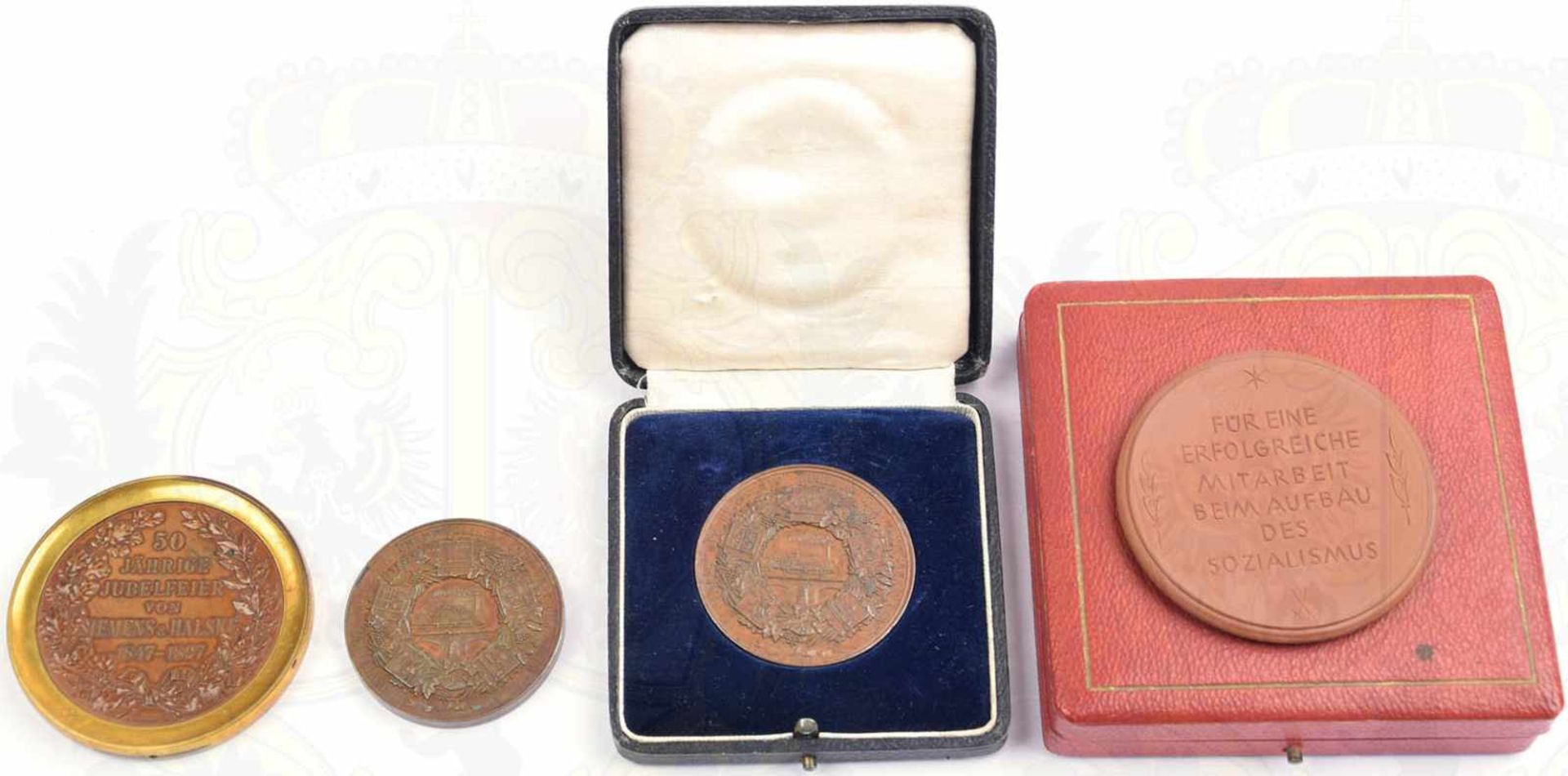 4 MEDAILLEN, 2 Bronzemedaillen Gewerbeauststellung Berlin 1844, Bronze, 1x im Etui (berieben), - Bild 2 aus 2