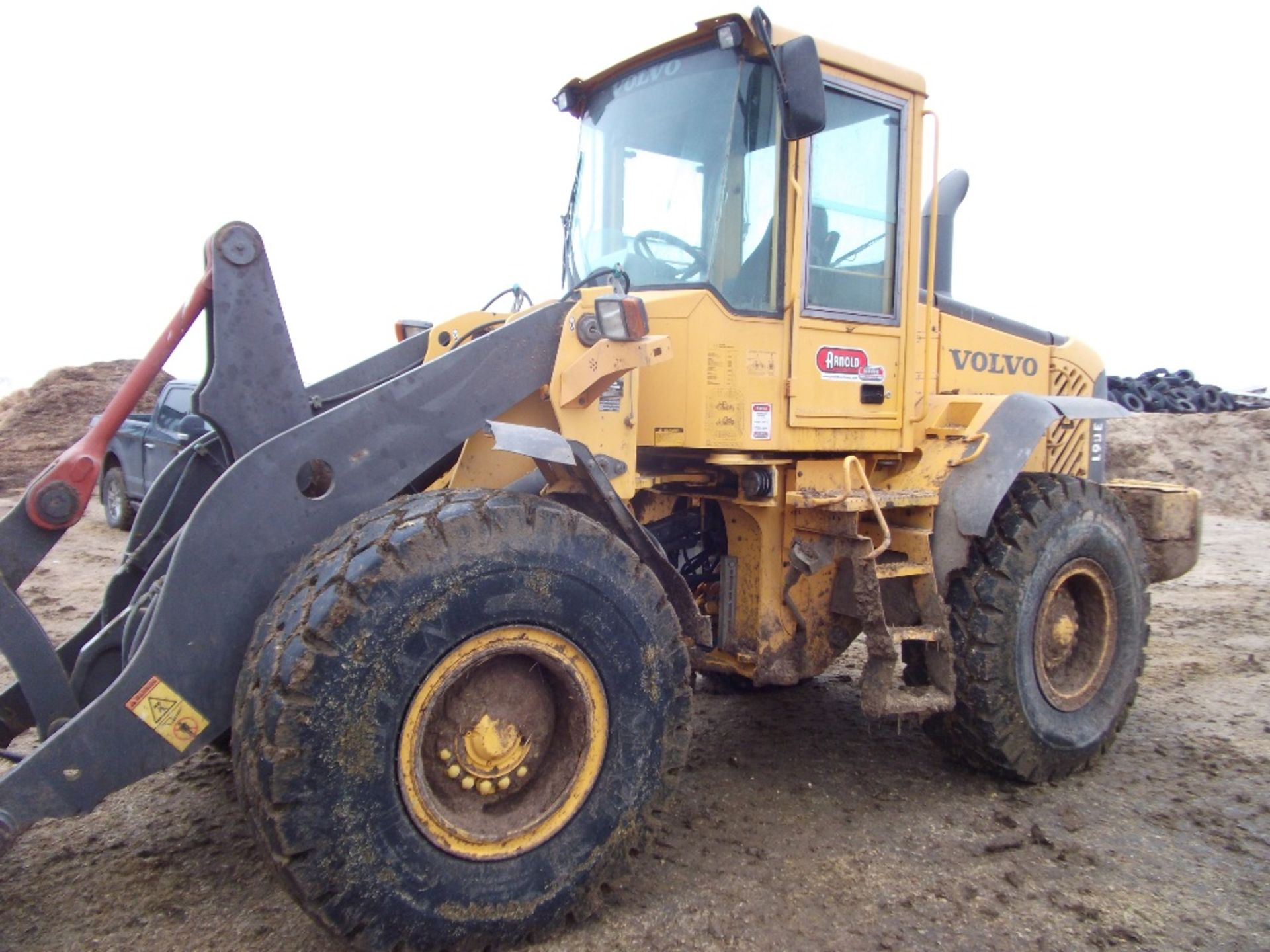 Volvo L90E 4spd power shift trans hi lift hyd quick connect new rubber 12K hrs. (we will reserve - Image 2 of 7