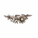 Elizabethan diamonds brooch, 19th CenturyElizabethan diamonds brooch, 19th Century14K gold with