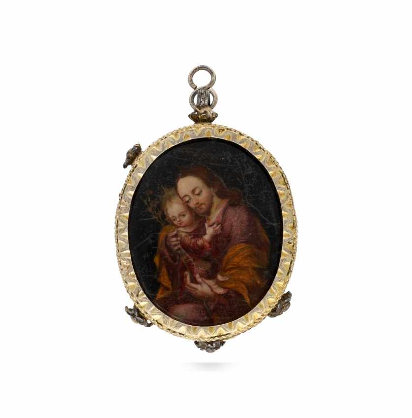 Spanish reliquary pendant, 17th CenturySpanish reliquary pendant, 17th CenturyGilded silver and