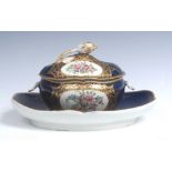 A Worcester quatrelobed dessert tureen, cover and stand, shell handles,