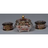 A Royal Crown Derby 6299 pattern circular box and cover, gadrooned rim, 5.