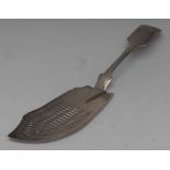A Scottish Provincial silver Fiddle pattern fish slice, shaped and pierced blade,
