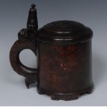 An 18th century Norwegian birch peg tankard,