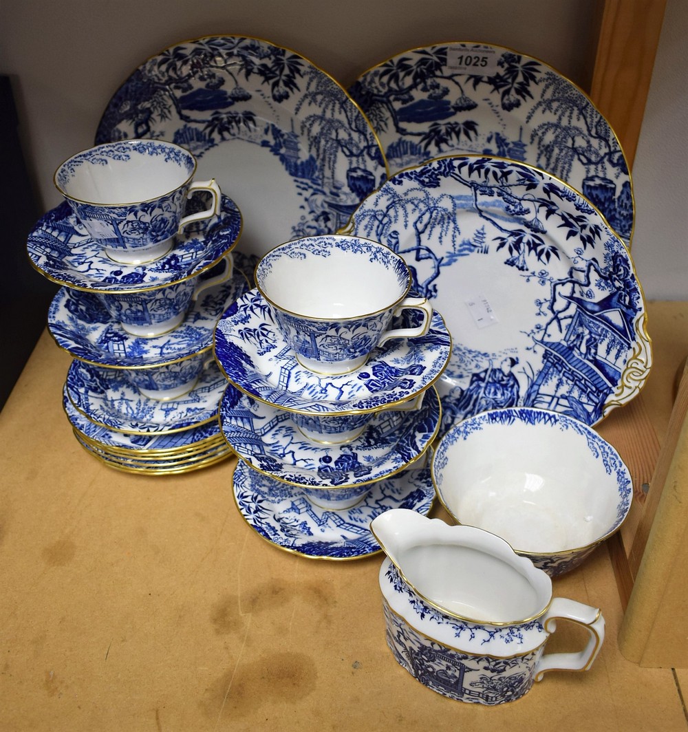 A Royal Crown Derby Mikado pattern tea set for six comprising cake plate, side plates, cream jug,