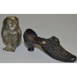 An Edwardian silver pin cushion holder, in the form of an 18th century shoe,