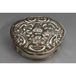 An 18th century Turkish shaped serpentine snuff box,