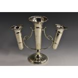 A George V silver table centre epergne, each trumpet shaped flute with piecrust border,