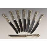 A set of six American sterling silver hafted Marlborough pattern table knives, 23.