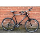 Cycling - a Python Rock, 22" frame, 26" wheel,