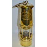 The Wolf Safety lamp no 7.R.