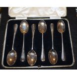 A cased set of silver tea spoons, John Roynd, Sheffield,