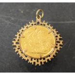 A Victorian gold sovereign, 1893, 9ct gold mounted, approx. 10.