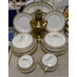 A Losol Cameo pattern dinner service;