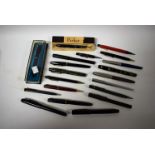 Pens & Pencils - a Parker Slimfold fountain pen, blue body, 14ct gold nib, boxed; others,