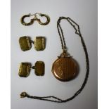 Jewellery - a 9ct gold locket; a pair of earrings;