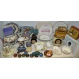 Cloisonne salts, pepperettes, trinket dishes; decorative ceramics including Spode, Wedgewood; etc.