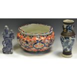 A Japanese Imari lobed jardiniere; Meiji and early 20th century crackle glazed vase;