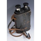 Photography - a rare and interesting E.& L. Bloch, Paris Physiographe Stereo spy / detective camera.