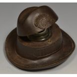 A Black Forest novelty inkwell, carved as a Bavarian gentleman's hat, c.