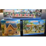 Sylvanian Families - Canal Boat, Village Bakery,