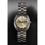 Omega - a retro Seamaster Cosmic 166036-Tool 107 wristwatch, shaped stainless steel case,