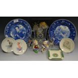 A Walt Disney Snow White Dwarf; another Fiddling Pig; the Liverpool Road Pottery saucy pin dishes,