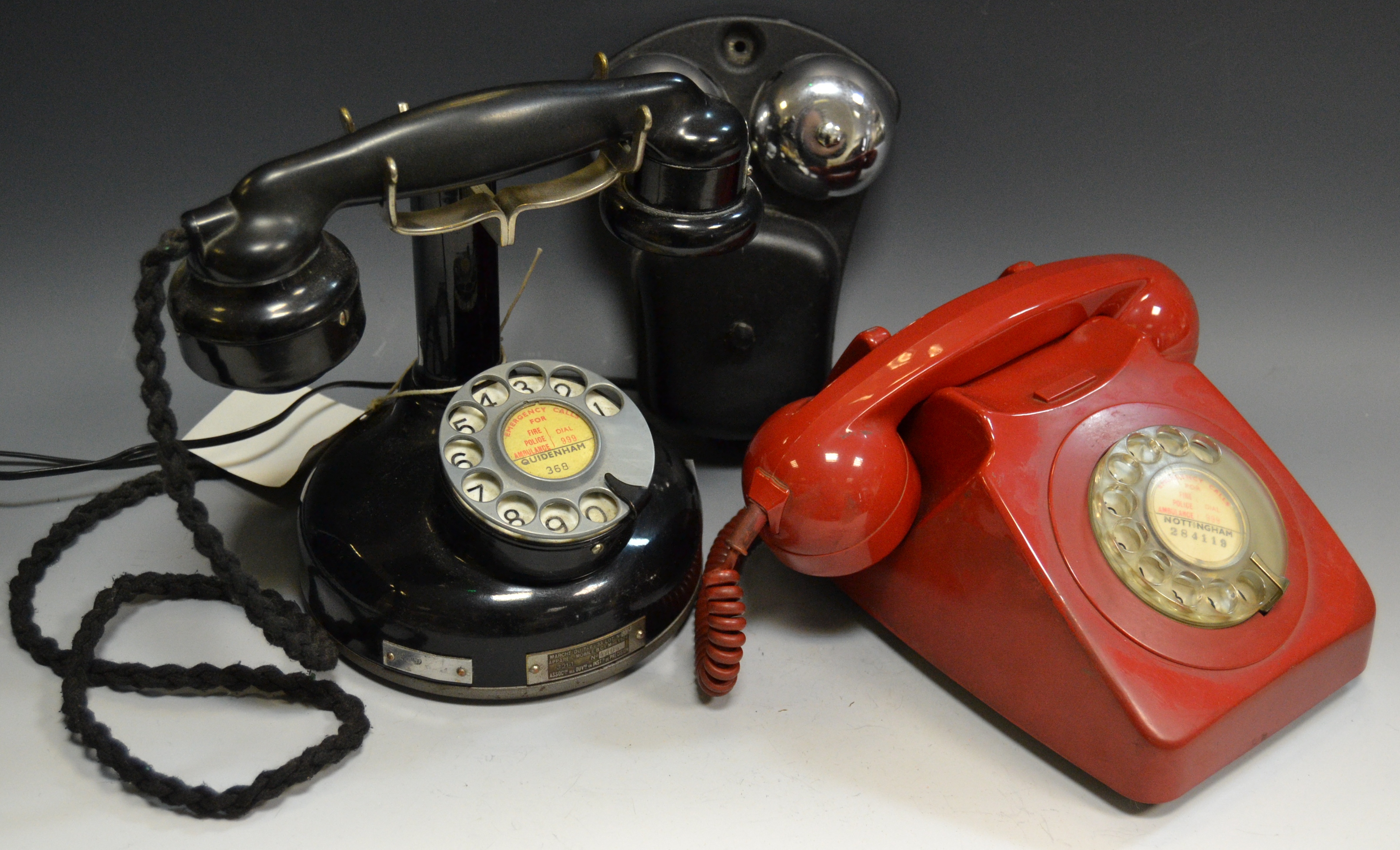 A French candlestick telephone by Le Materiel Telephonique, Boulogne no.