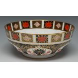 A Royal Crown Derby 1128 pattern circular bowl, 24cm diam,