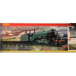 Trains - Hornby Trains OO gauge, Flying Scotsman R1039 train set,