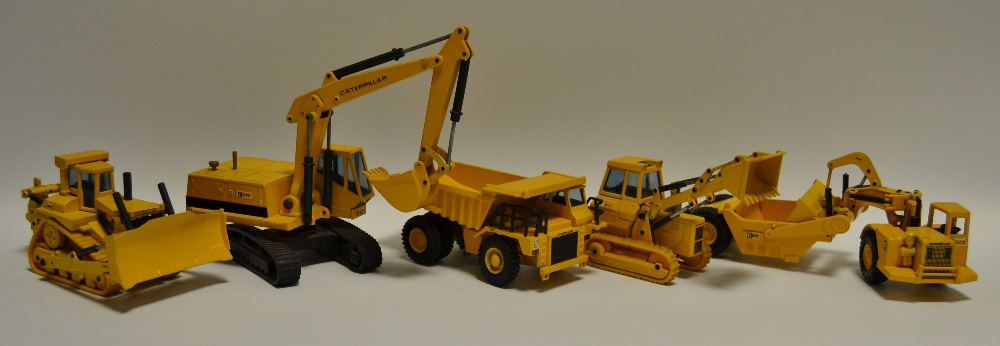 Joal earth moving models - caterpillar scraper, shovel, digger, dumper truck,