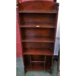 An Edwardian mahogany bookshelf