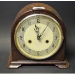 A Smith's Bakelite Art Deco mantel clock