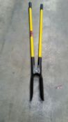 Post Hole Digger with steel Handle by Neilsen