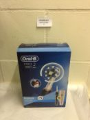 Oral-B Pro 2 2500 Electric Toothbrush RRP £59.99