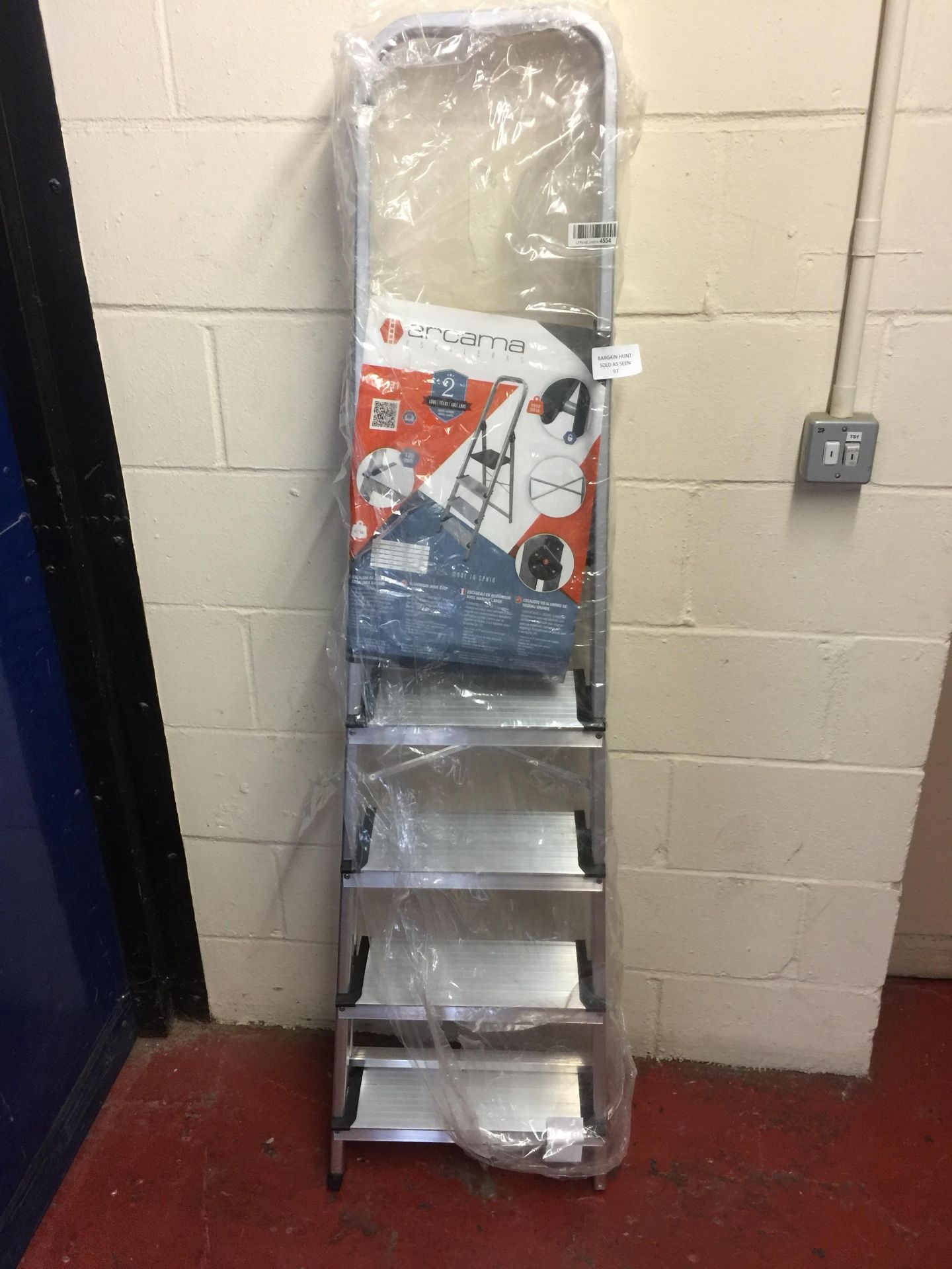 Arcama Domestic Step Ladder RRP £89.99